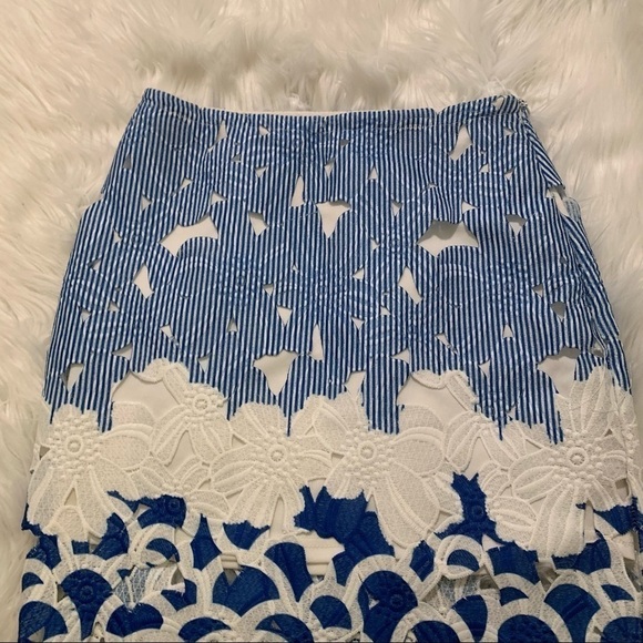 J.O.A. Los Angeles Laser Cut Pencil Skirt White Blue Floral - Picture 3 of 8